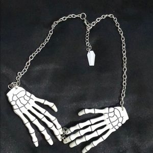 KREEPSVILLE666 skeleton hands necklace